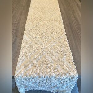 Pier 1 Cotton Diamond Weave Dining Table Runner 72 x 13